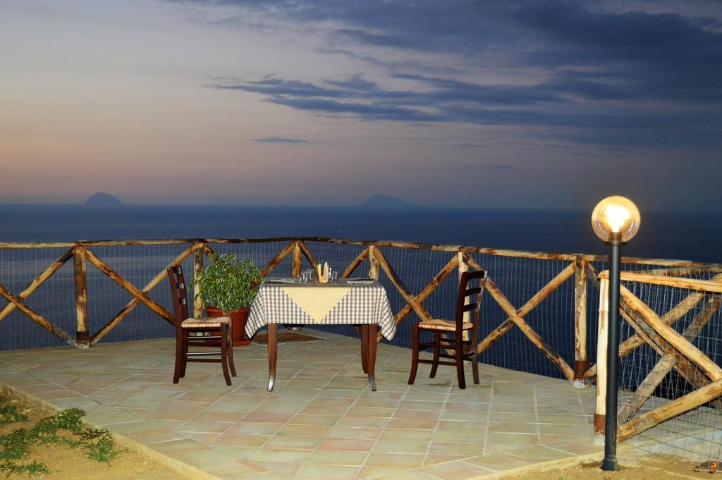 Agriturismo Pattina Villa Pettineo Exterior photo